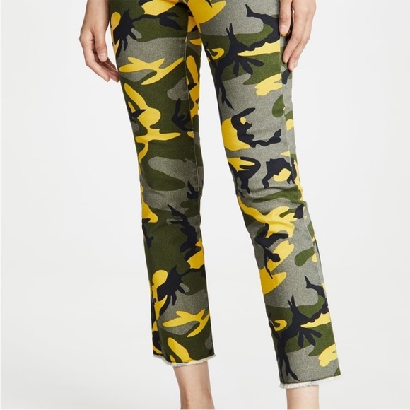 Pam & Gela Camo Exposed Button Cropped Kick Flare Pant Size 27 - Picture 2 of 10